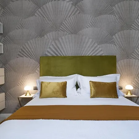 The One Luxury Apartment