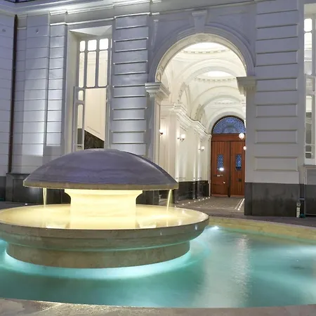The One Luxury Apartment Naples