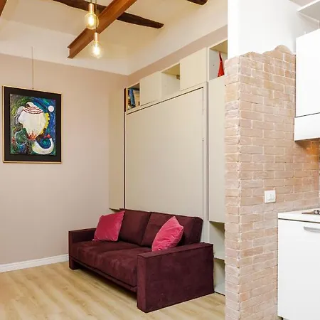 Vicky's Luxury Apartment *