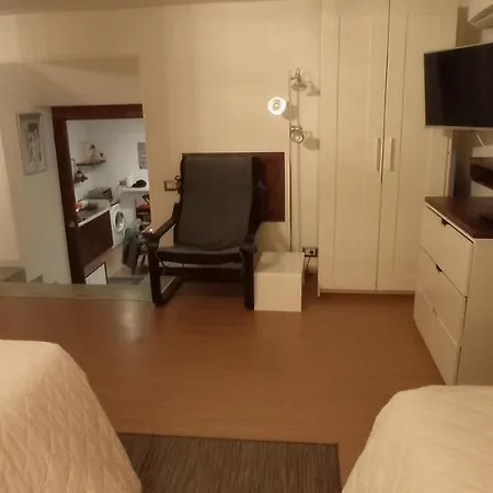 Appartamento La Residenza Chiaia Short Let Via Chiaia 82 *