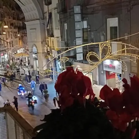 Appartamento La Residenza Chiaia Short Let Via Chiaia 82 *