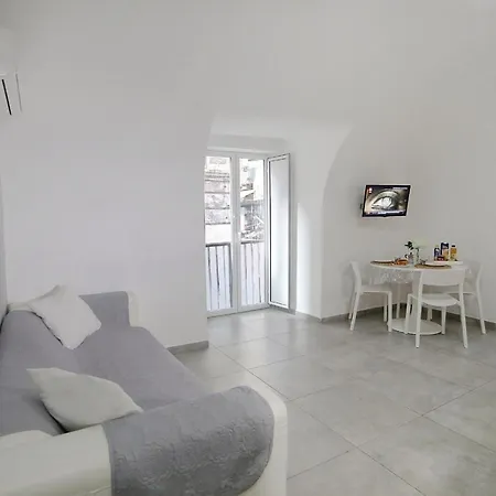 Casa Sant'anna Apartment *