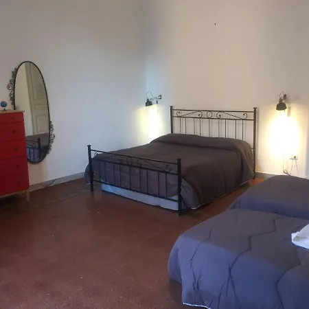 Bed & Breakfast Vecchia - Chiaia Naples