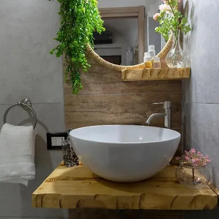 Hébergement de vacances Centro-duomo Casina Con Vasca Idromassaggio *