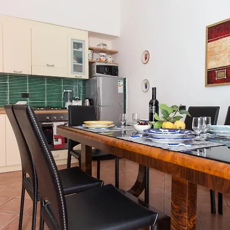 Apartment San Gregorio Luxury Neapel