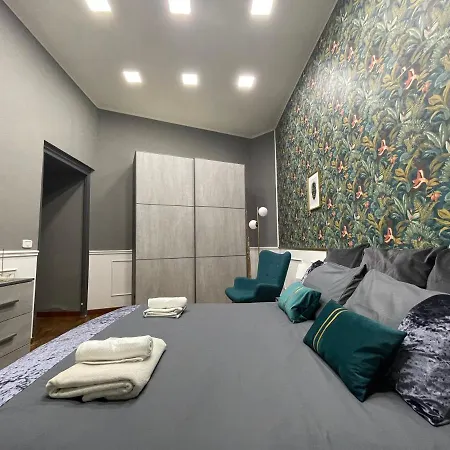 Duomo Luxury In Center Apartment