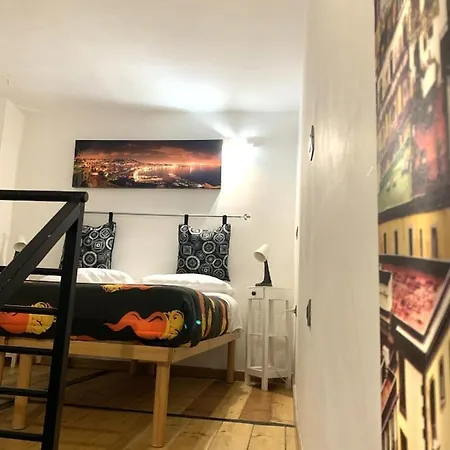 Bed & Breakfast Royal Red *