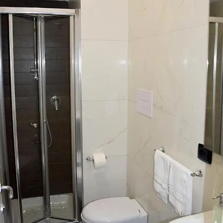 Centro Storico - Fermata Montesanto Guest house Naples