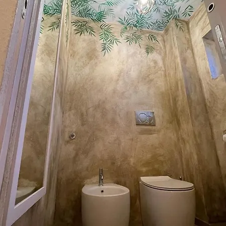 Urban Jungle Bed & Breakfast *