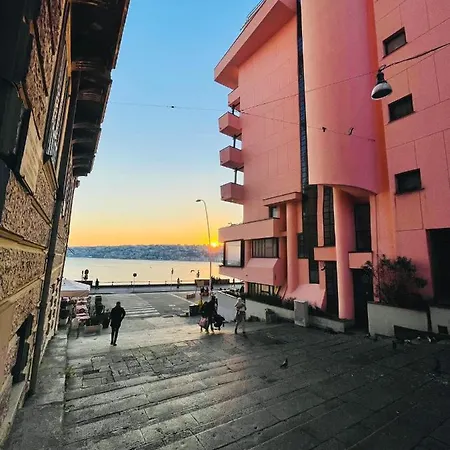 Chiatamone Relais Apartment Naples
