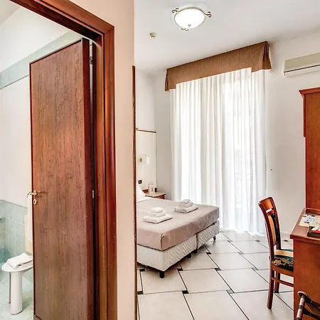 Hotel Garibaldi 3*