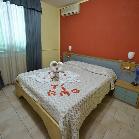 Hotel Martini 3*