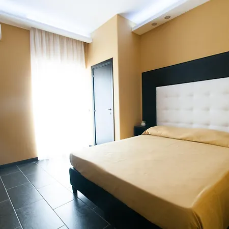 Fly Boutique 3* Napoli