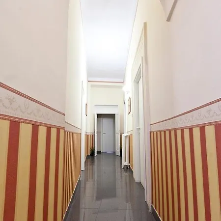 B&B Medinaples 2*