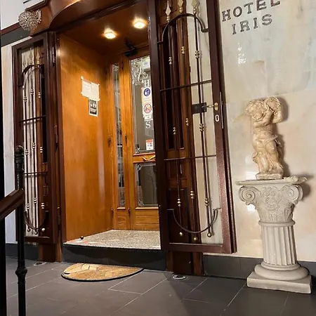 Hotel Iris *