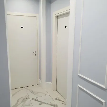 Luxury 2.0 Napels