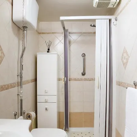 Apartment All'arenaccia By Wonderful Italy Neapel