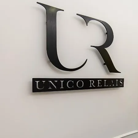 Unico Relais בית הארחה 5*