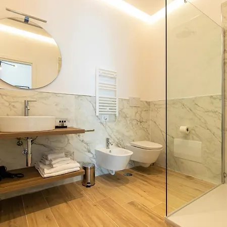 Unico Relais בית הארחה 5*