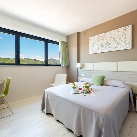 Hotel Cristina 3*