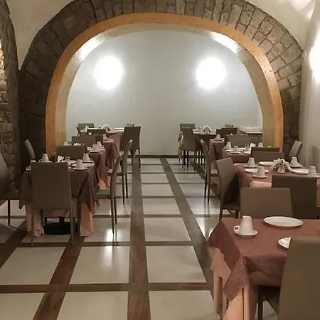 拉佩斯酒店 3*