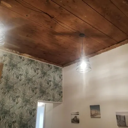 Simy2 Oda ve Kahvaltı Napoli