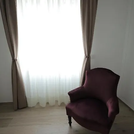 Gonzaga Nocleg ze śniadaniem Neapol