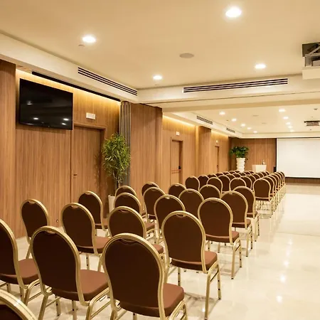 Gold Tower Lifestyle Неаполь