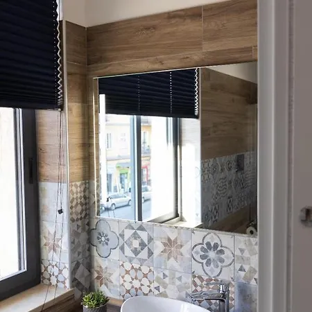 Famalu Oda ve Kahvaltı Napoli
