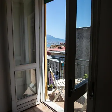 Vecchia - Chiaia Bed & Breakfast Naples