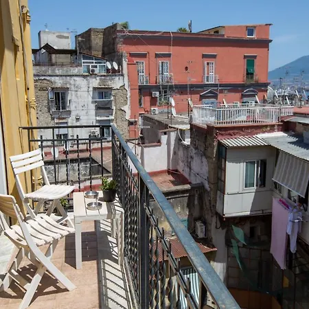 Vecchia - Chiaia Bed & Breakfast *