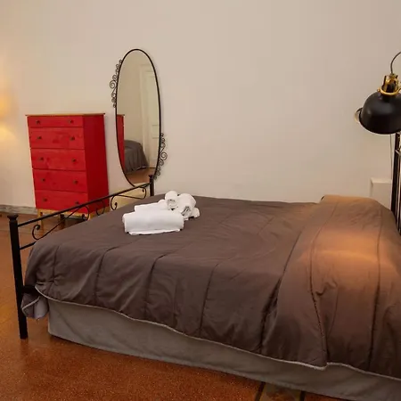 Bed & Breakfast Vecchia - Chiaia Naples