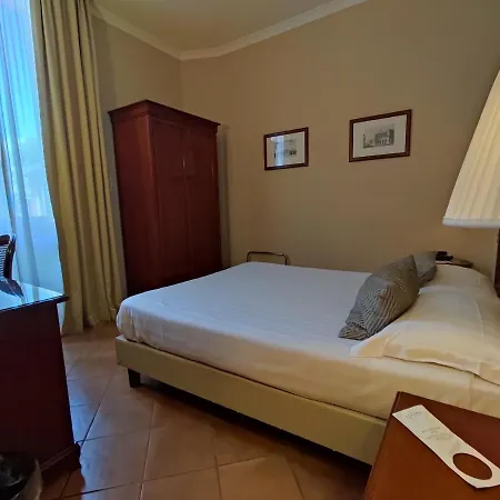 Отель Nuvo 4*