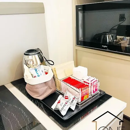 The One Luxury *