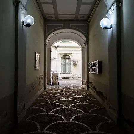 Via Silvio Spaventa 9 *