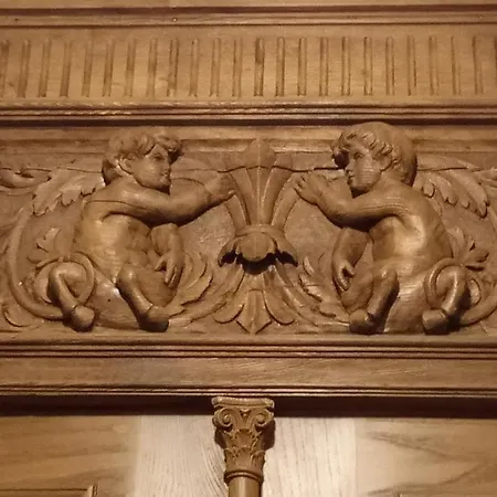 Alojamento de Acomodação e Pequeno-almoço Mea Domus Mergellina *