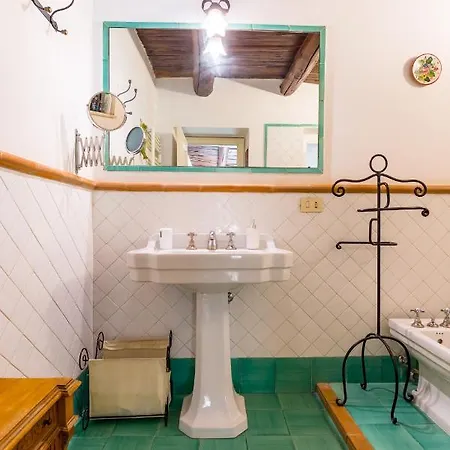 Residenza Capano Charming House By Napoliapartments דירה *