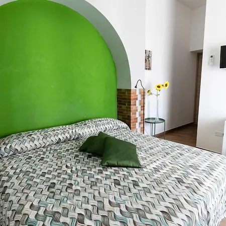 Spira Mirabilis 3* Napoli