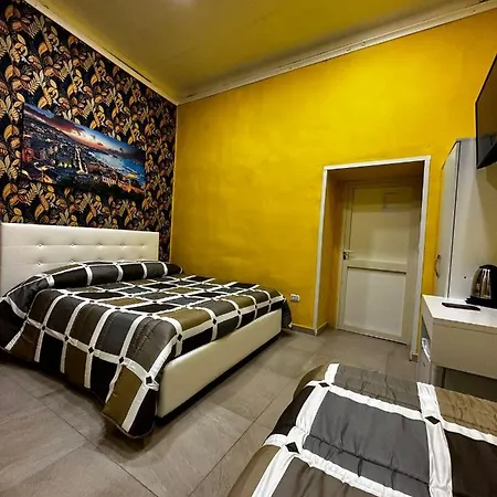 Spaccanapoli A Due Passi Da Via Tribunali Bed & Breakfast Neapol