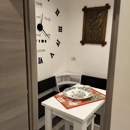Dimora Di Don Kikkone Naples