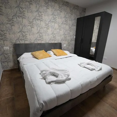 Napoli Center By Dimorra Apartamento