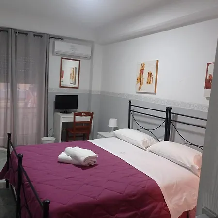 Del Conte Hotel 2*
