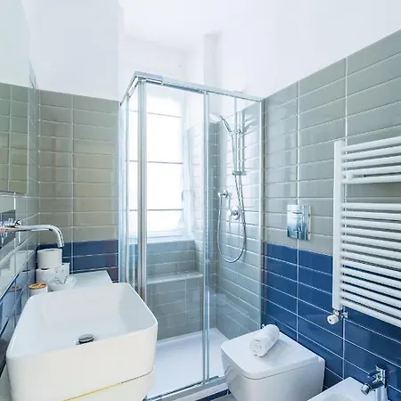 Chiaia Mon Elegant Flat By Napoliapartments Apartamento *