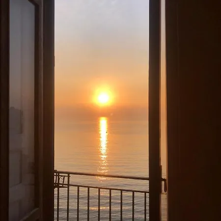 Vista Mare * Napels