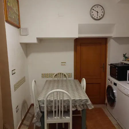 Sofia E Sveva Con Giardino *