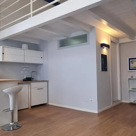 Vicool - Centro Storico Apartment *