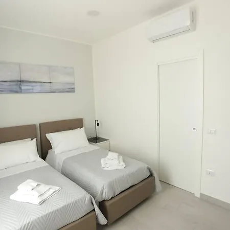 Santa Chiara Luxury House נאפולי