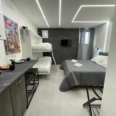 Casa Spaccanapoli * Naples