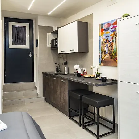 Casa Spaccanapoli Holiday home *