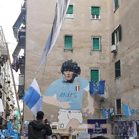 Casa Laura Oliva Mancini Frühstückspension Neapel